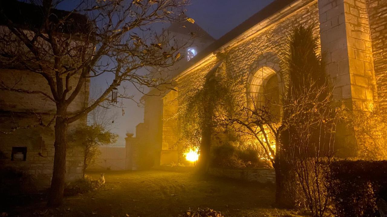Le prieuré de Sainte Vertu Extérieur photo