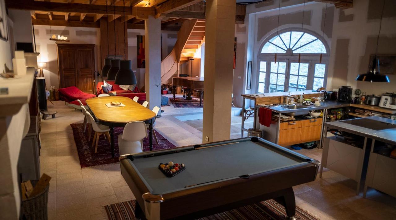 Le prieuré de Sainte Vertu Extérieur photo